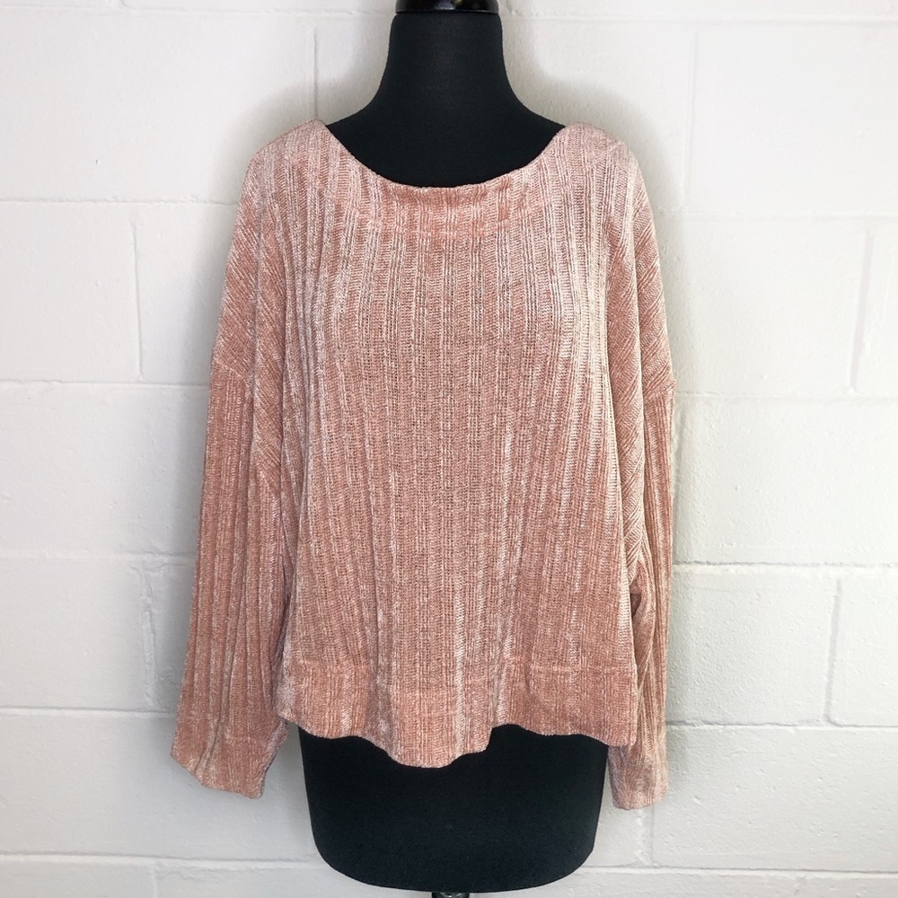 Urban Outfitters Out From Under Peach Plush Crewneck Sweater Dolman Sleeve